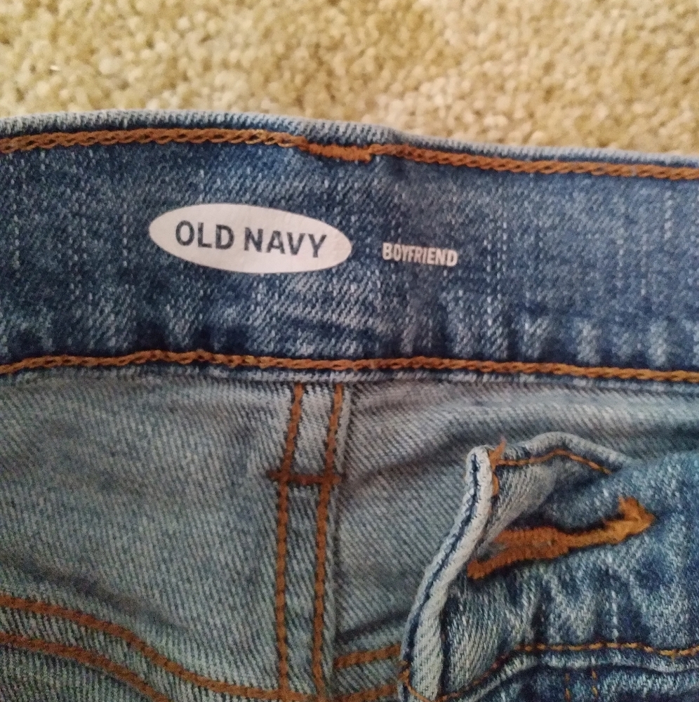 Size 2 - Picture 2 of 2